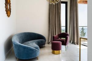 Spacious Lux 4BR Villa with pool