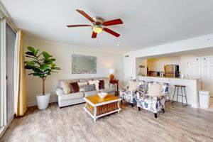 Emerald Beach Resort 2227