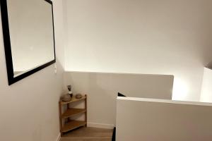 Modern bright flat with outside terrace