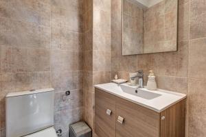 ÆTHRA country 3-floor slim Home by New Era