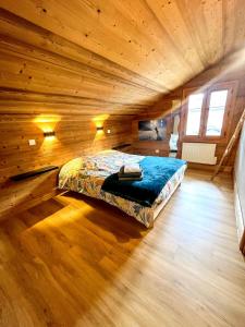 Appartements Nouveau - Duplex avec terrasse et parking 70m : photos des chambres