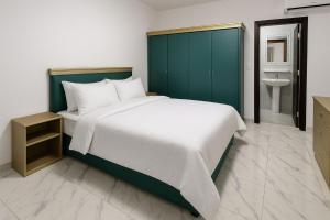 Life is Better by the Sea Porto Said