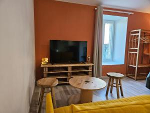 Appartement Bohème 4 personnes à 12 min du Puy du Parc
