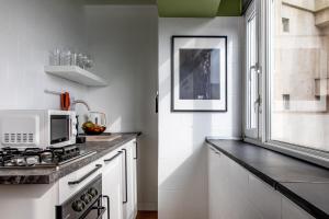 Palace of the Parliament Rainforrest 1BR