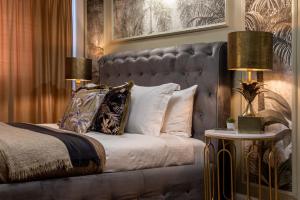 Palace of the Parliament Rainforrest 1BR