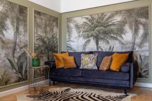 Palace of the Parliament Rainforrest 1BR