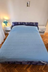 Apartments by the sea Mirca, Brac - 5655