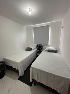 Ap ACONCHEGANTE E MODERNO TURU, PRÓXIMO DE TUD