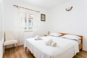 Apartment Postira 2948b