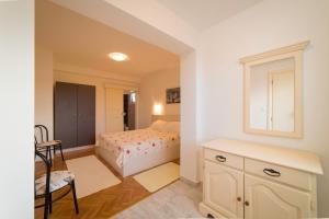 Apartments by the sea Kampor, Rab - 15310