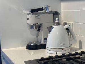 City apartment view pool gym free park