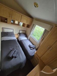 8 Birth Caravan Quay West Sea Views