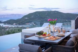 Pothos - Afroditi Villas Collection