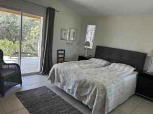 Maisons de vacances Villa in Provence with Private Pool : photos des chambres