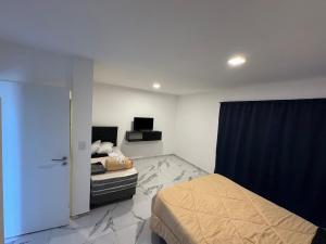 House for 7 people, Pool, Grill