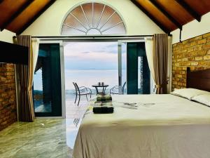 La Seahorse Homestay, private villa sea view Sebong Pereh, Bintan Island