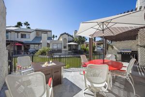 Los Pueblos Joy Koi Pond, firepit and more