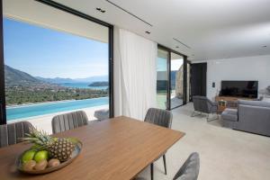 Pothos - Afroditi Villas Collection