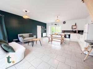 Maisons de vacances Tranquiloue - Maison Familiale - 15min Puy du Fou : photos des chambres