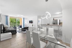 Yacht Club Miami Suite 2 Bedroom and 2 Bathroom With Baby Crib & Free Parking