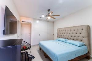 Accommodation in front of the pier Cristal bay 1504