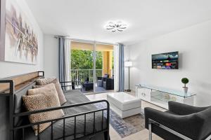 Yacht Club Miami Suite 2 Bedroom and 2 Bathroom With Baby Crib & Free Parking