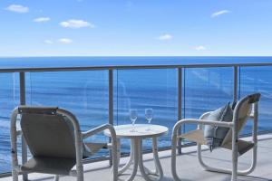 Beachfront Talisman 22nd Floor, Ocean Views