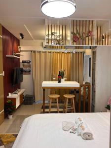 Win-Ter Staycation 1