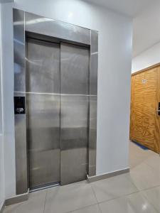Moderno departamento equipado