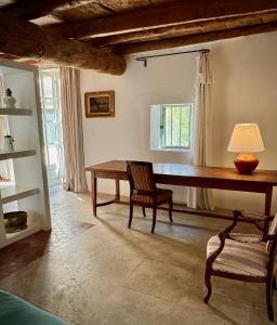 Maisons d'hotes Mas de Monge : photos des chambres