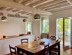 Maisons d'hotes Mas de Monge : photos des chambres