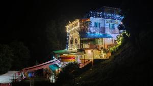 the moonlight home stays 2