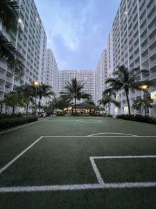 Win-ter Staycation 3
