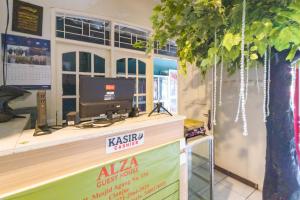 Urbanview Alza by RedDoorz