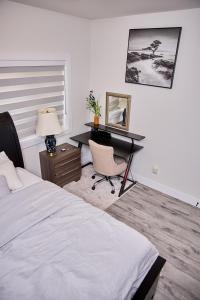 Brand-new three bedroom guest suite in the desirable neighbourhood