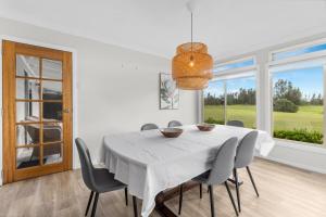 Madigan Cottages - Australiana