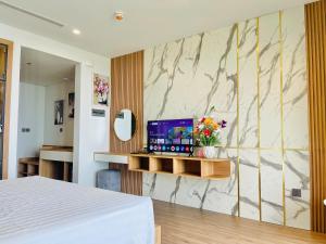 Flamingo Hải Tiến - Phòng Deluxe giường King