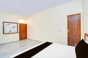 Hotel O R S Residency