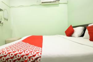 Hotel O Shiv Shankar