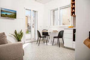Madaus House Apartments