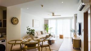 Beachside Residences Apartment 200 m to Bang Tao Beach