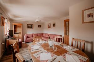 Maisons de vacances Gite du Fronholz - Maison alsacienne avec jardin et service traiteur : photos des chambres