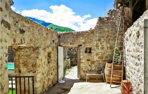 Maisons de vacances Gorgeous Home In Barnas : photos des chambres