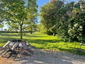 Maisons de vacances Charmant gite arbore : photos des chambres