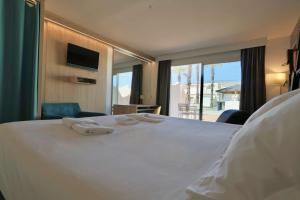 LOVE ROOM Jardin dEden JE108 - Suite Junior Premium