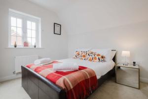 Fantastic brand new 4 bed house