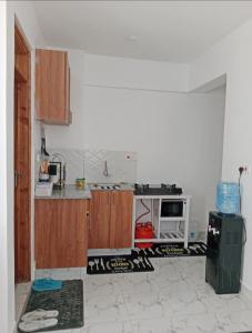 Relax crib Membly Estate OJ