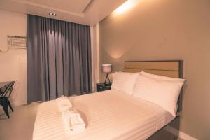 Aura Condotel