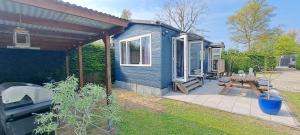 Chalet met privésauna, tuin & nabij Recreatieplas VP083