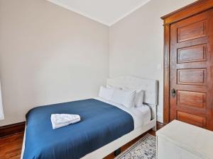 3 Bed Vintage Condo in Chicagolands Trendy Berwyn condo